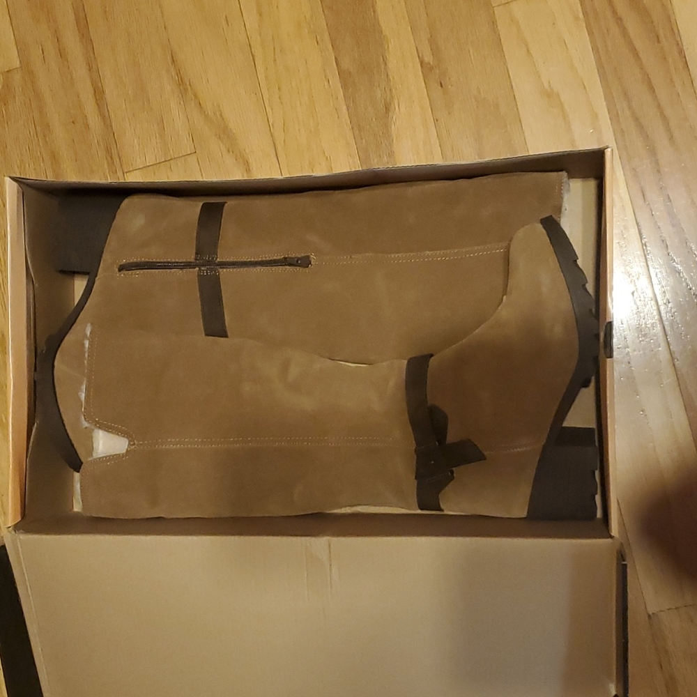 Bearpaw Boots